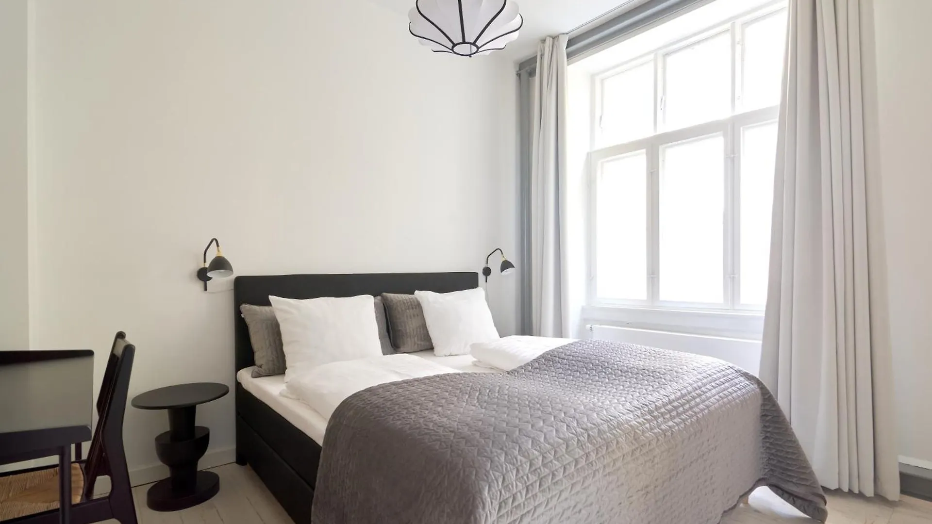 Stylish Apartment In Heart Of Cph Near Stroget & The Canals Copenhagen 0*,